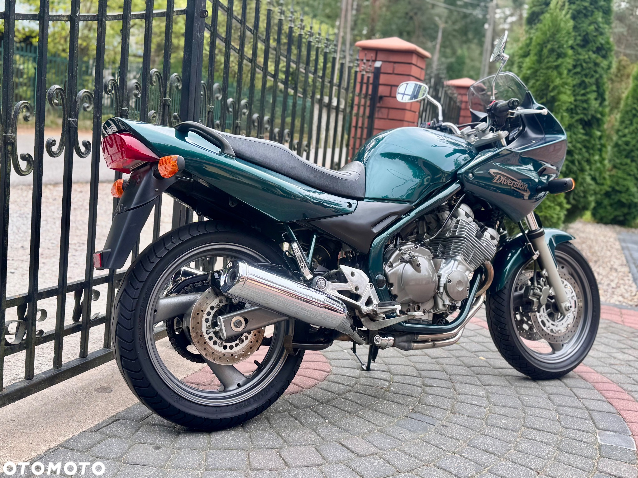 Yamaha XJ - 4