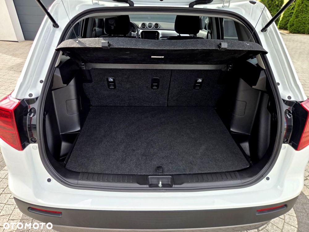Suzuki Vitara - 32