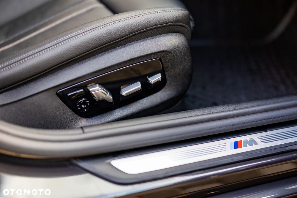 BMW Seria 5 520d M Sport sport - 8