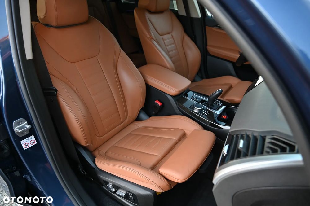 BMW X3 xDrive25d Luxury Line - 30