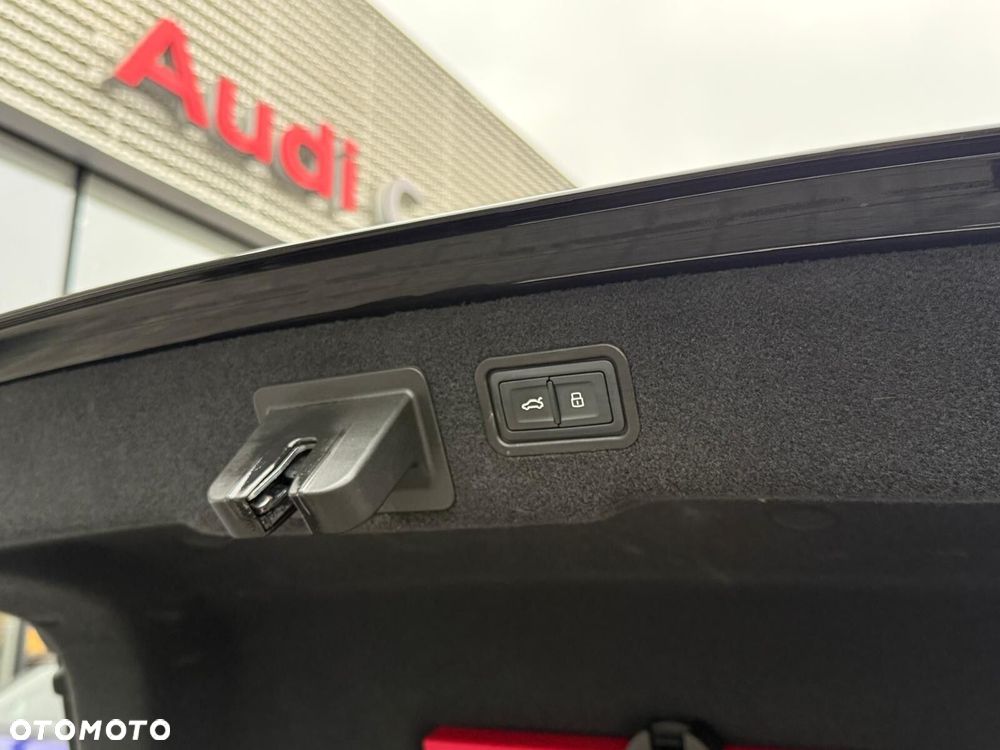 Audi A8 55 TFSI mHEV Quattro Tiptr - 14