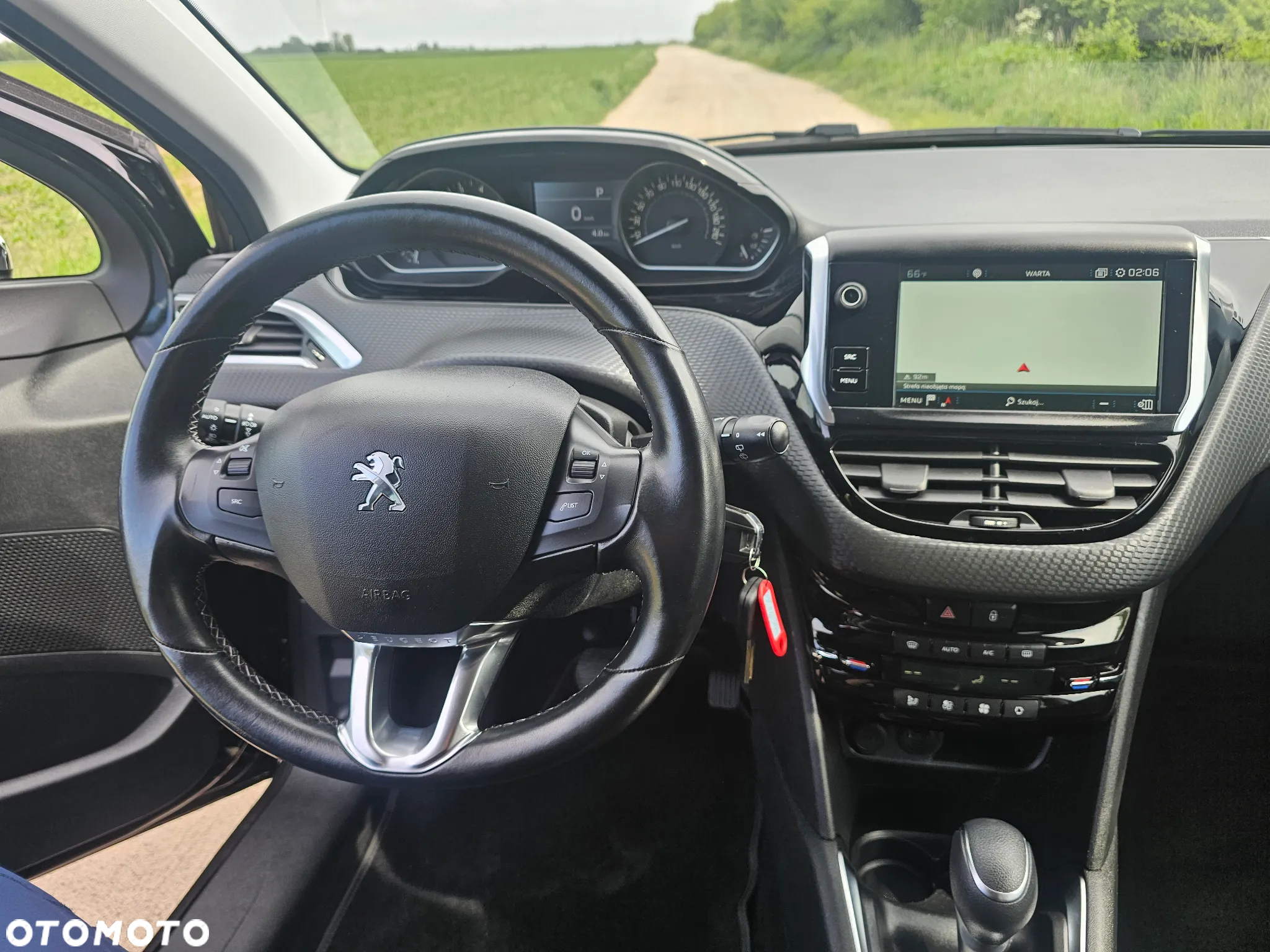 Peugeot 208 1.2 PureTech GPF Signature S&S EAT6 - 13