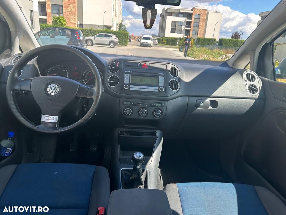 Volkswagen Golf Plus - 11