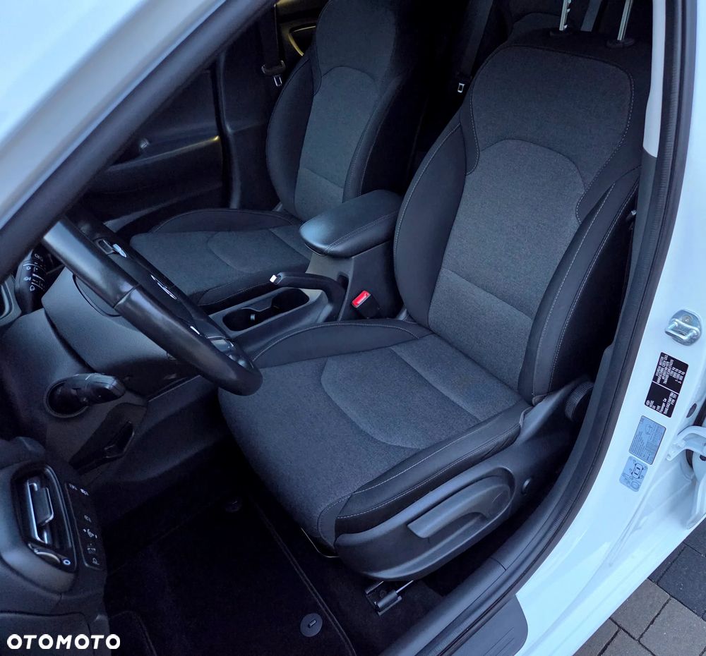 Hyundai i30 1.5 DPI Comfort - 16