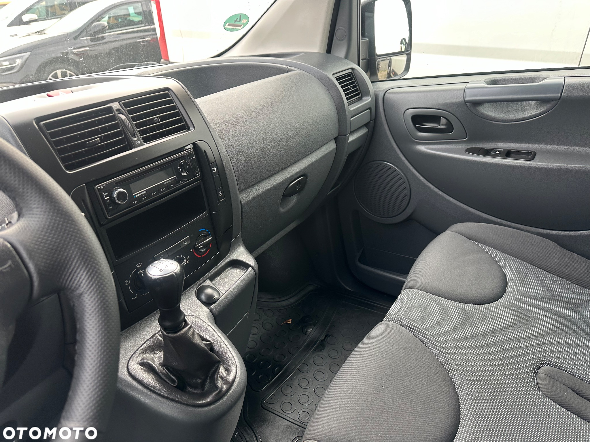 Peugeot Expert - 22