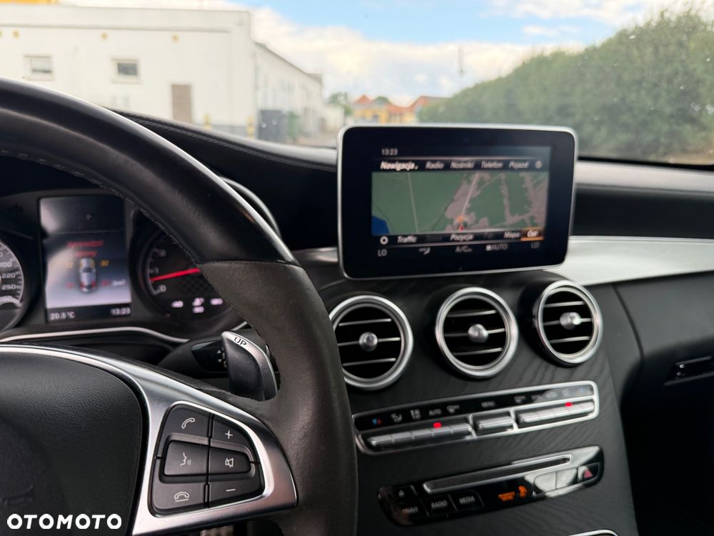 Mercedes-Benz Klasa C AMG 43 4Matic 9G-TRONIC - 27