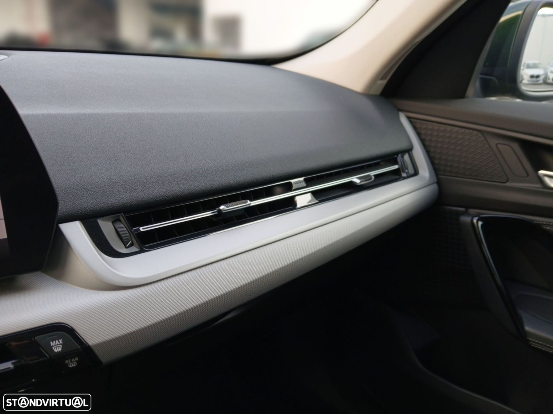 BMW iX1 xDrive30 - 24