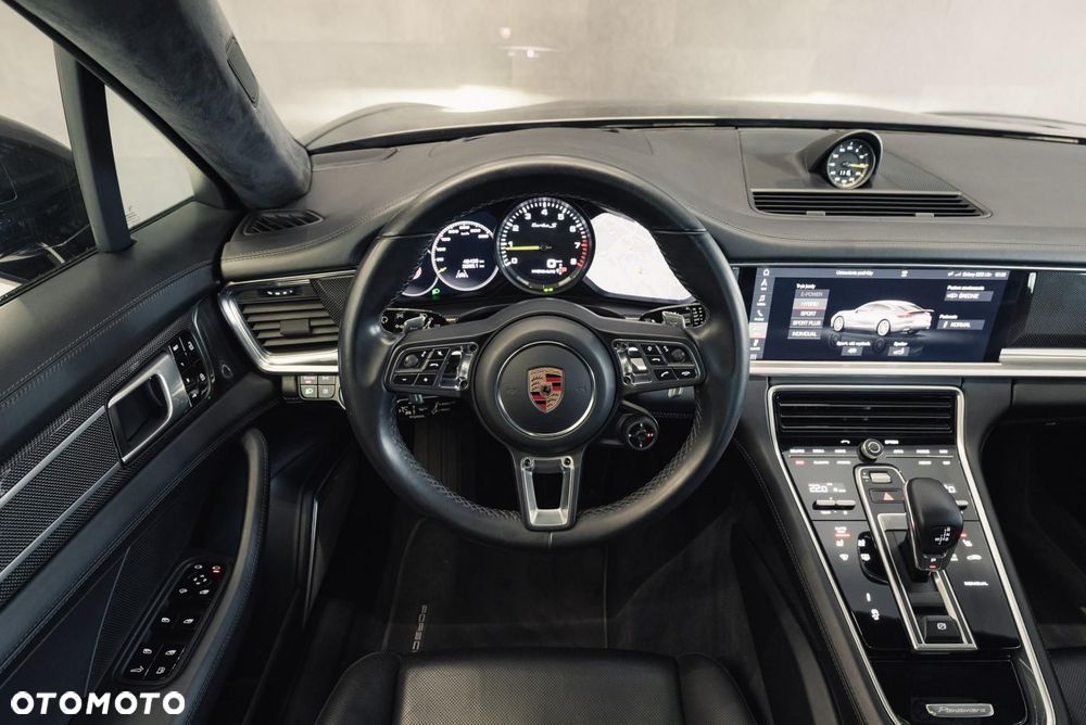 Porsche Panamera - 11