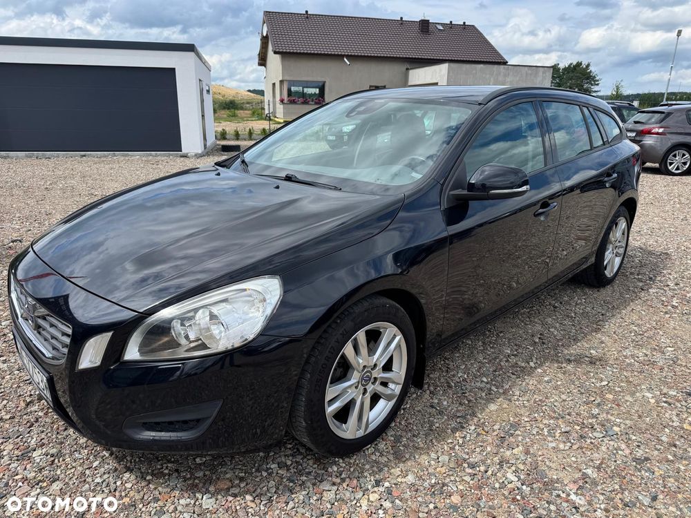 Volvo V60 D3 Geartronic Summum - 2