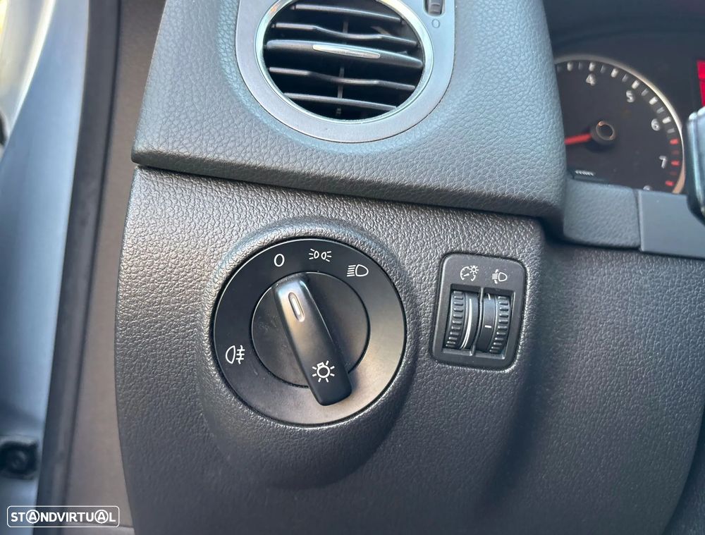 VW Tiguan 1.4 TSI Trend 4Motion - 13