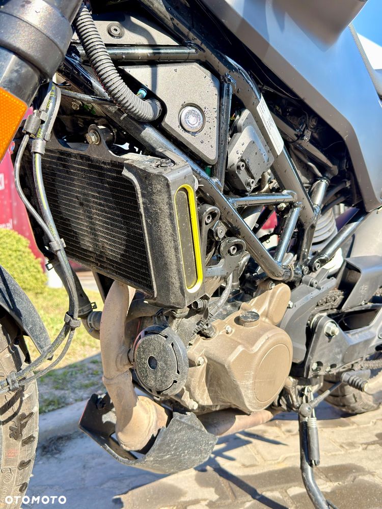 Husqvarna Svartpilen - 12