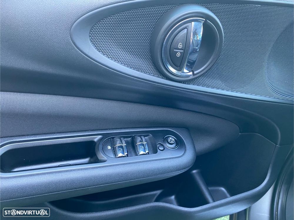 MINI Clubman One D - 10