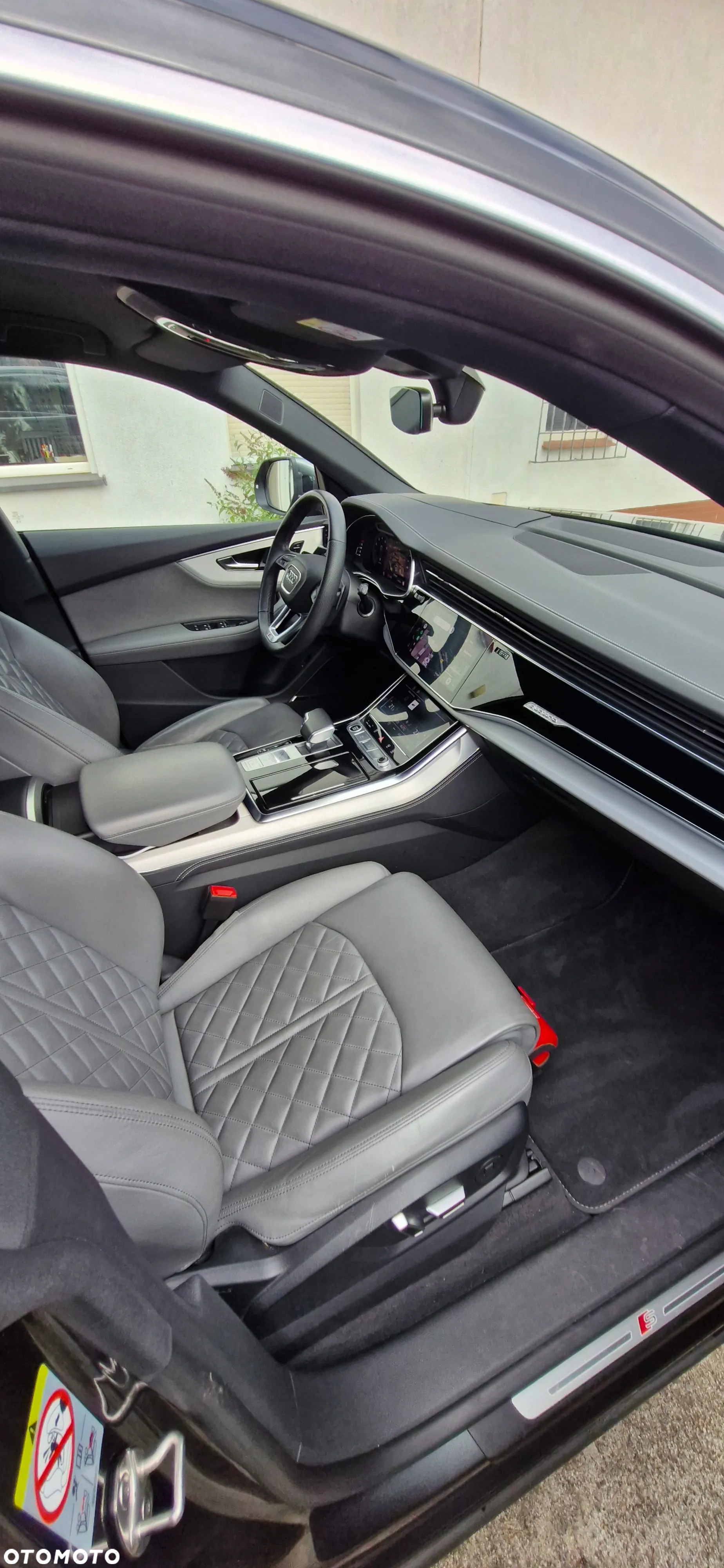 Audi Q8 - 9