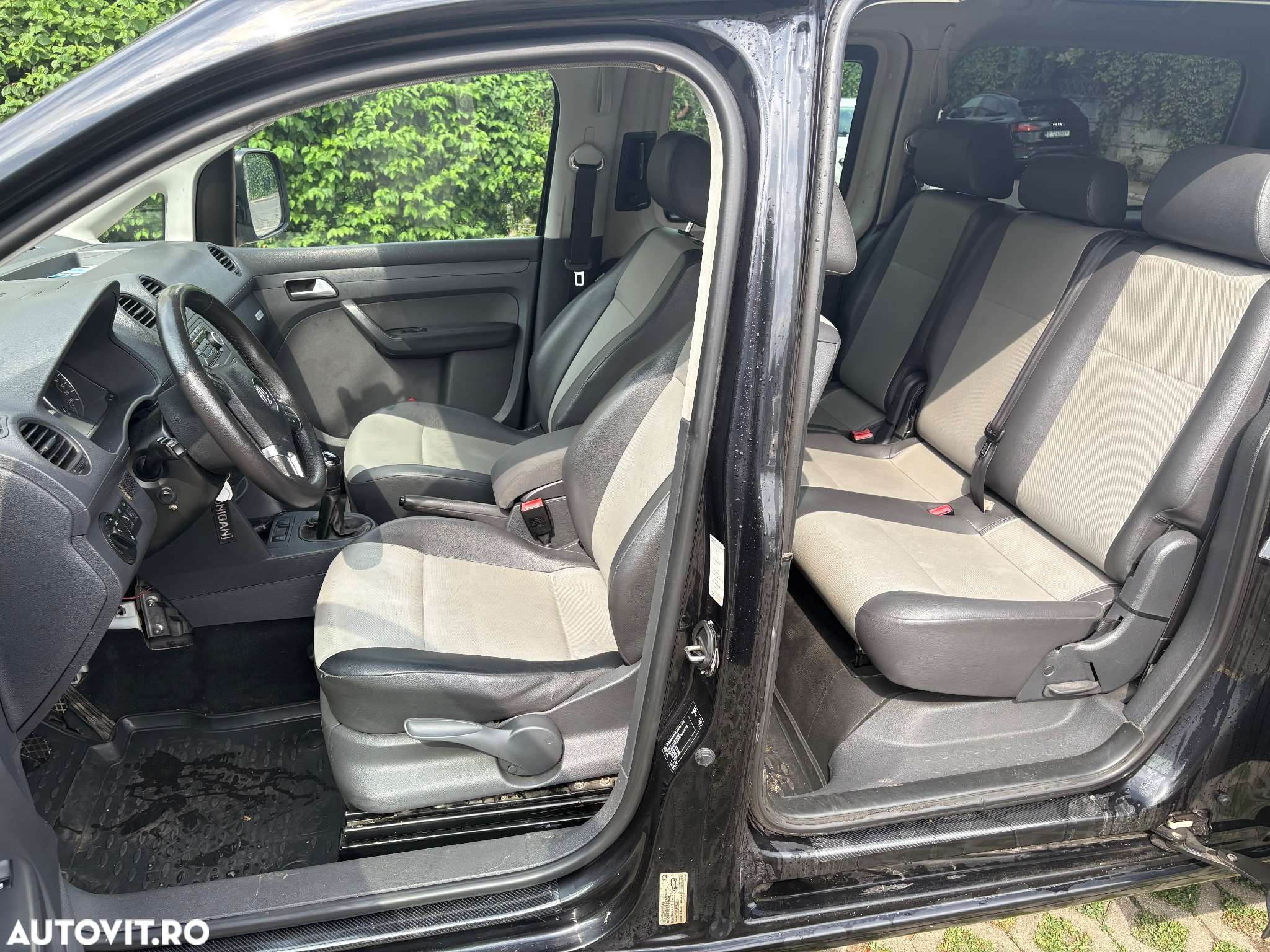 Volkswagen Caddy Maxi 1.6 TDI BlueMotion Comfortline - 10