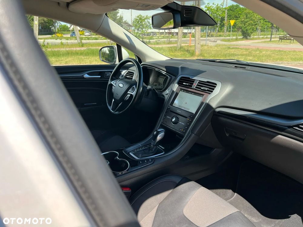 Ford Mondeo 2.0 EcoBoost STart-Stopp Autom ST-Line - 9