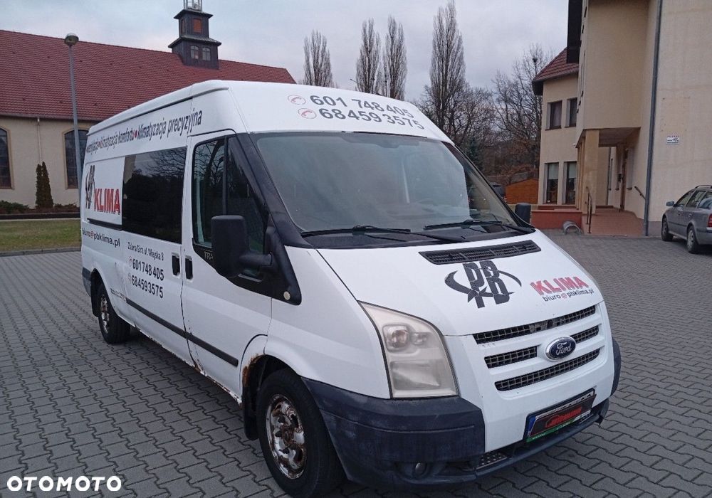 Ford Transit - 1