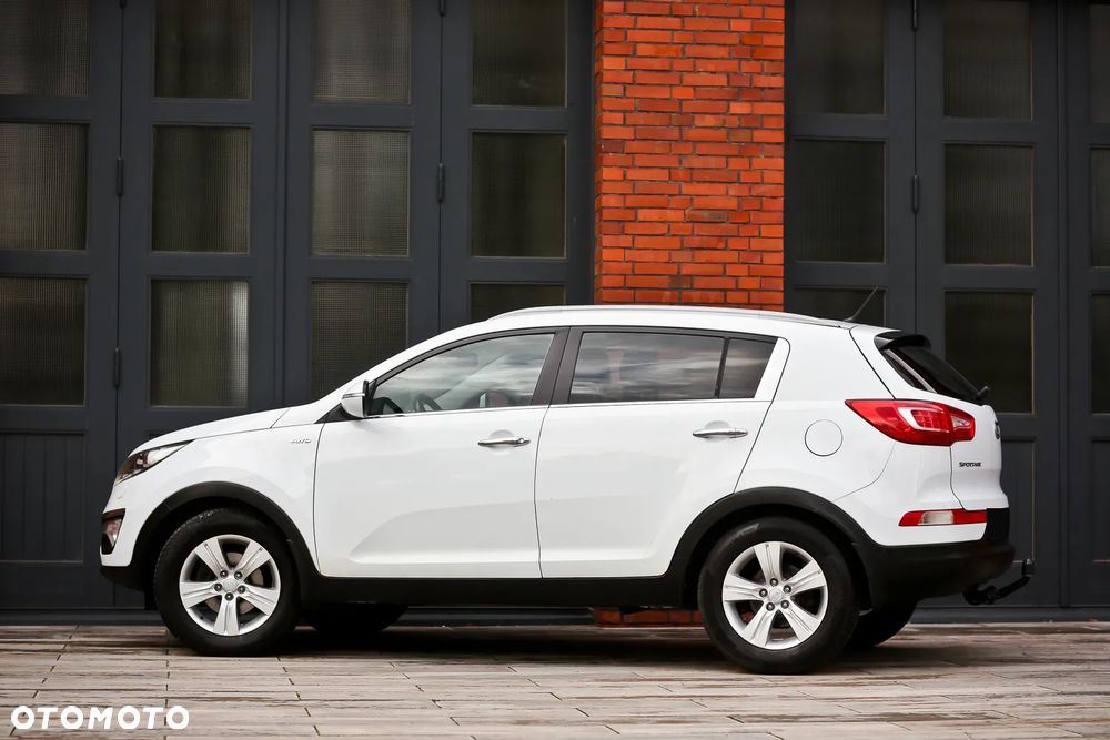 Kia Sportage 2.0 CRDI 4WD Automatik Spirit - 10