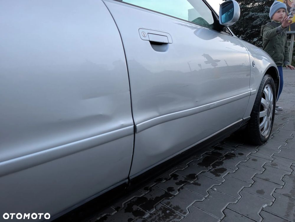 Audi A4 Limousine - 11