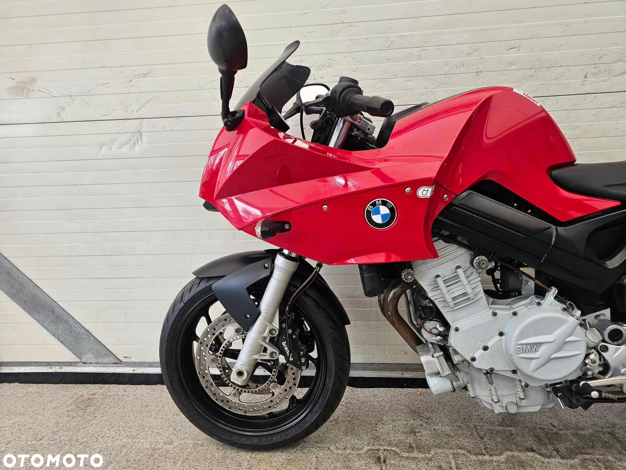 BMW F - 6