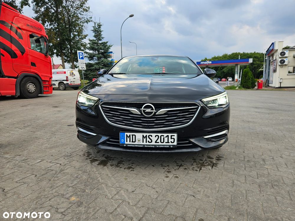 Opel Insignia - 18