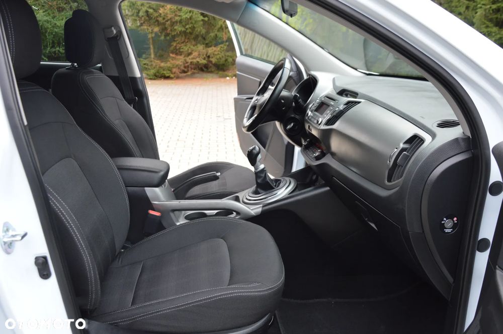 Kia Sportage 1.7 CRDI 2WD Vision - 12