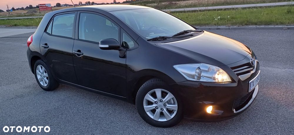 Toyota Auris 1.4 D-4D - 8