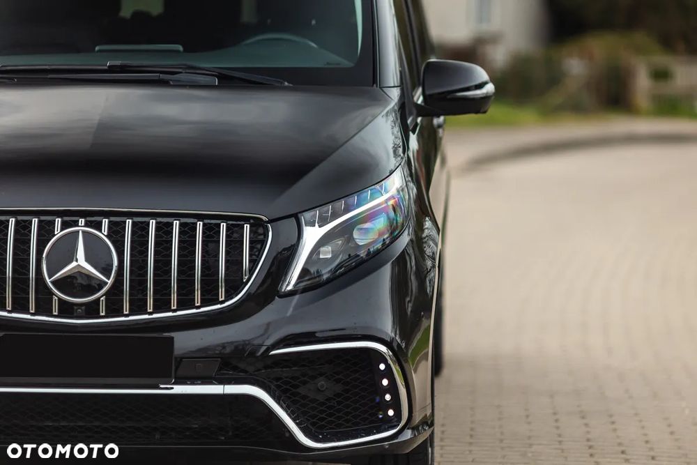 Mercedes-Benz Klasa V 300 d extralang 4Matic 9G-TRONIC Avantgarde - 3