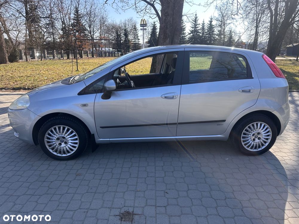 Fiat Grande Punto - 30