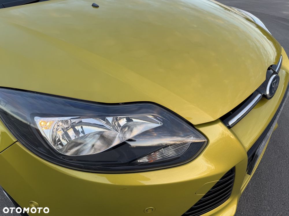 Ford Focus 1.6 EcoBoost Gold X (Trend) - 17