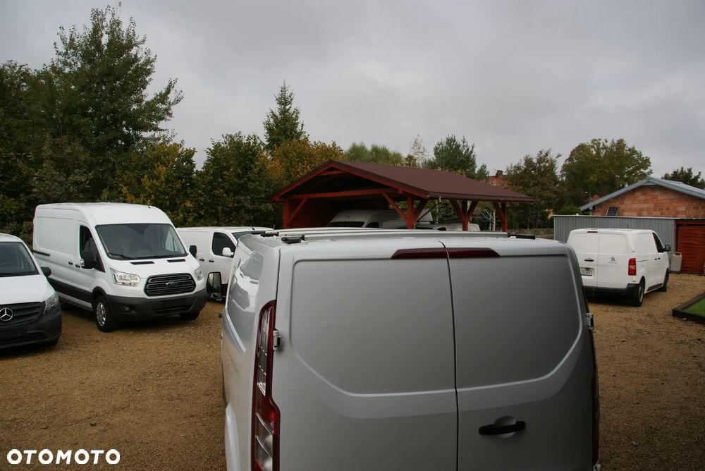 Ford Transit Custom - 10