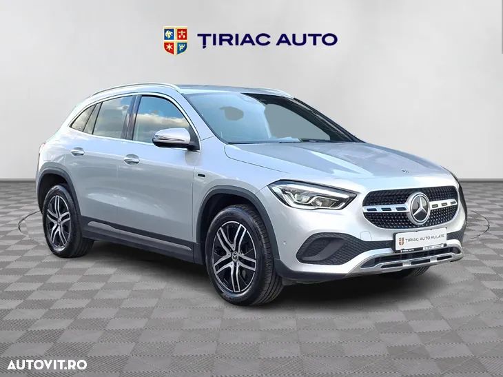 Mercedes-Benz GLA 250 e 8G-DCT Progressive - 8
