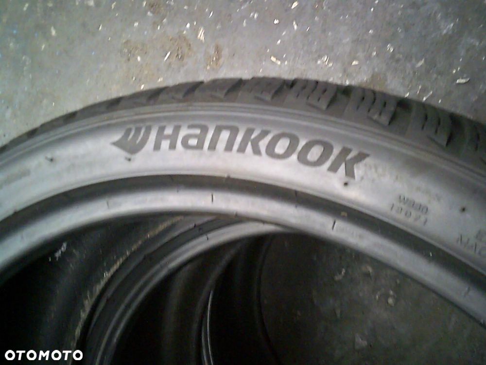 HANKOOK Winter I'Cept Evo3 W330 225/40R19 6,1mm 2022 - 4