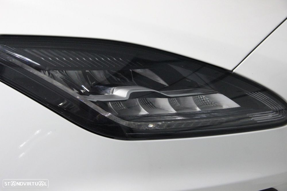 Jaguar E-Pace 1.5 P300e R-Dynamic SE AWD Aut. - 9