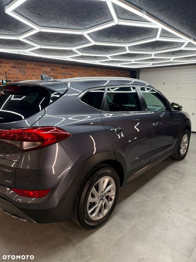 Hyundai Tucson 2.0 CRDi 4WD Automatik Style - 7