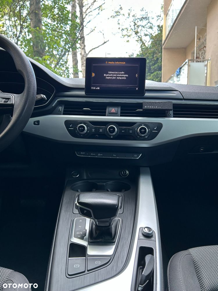 Audi A4 - 12