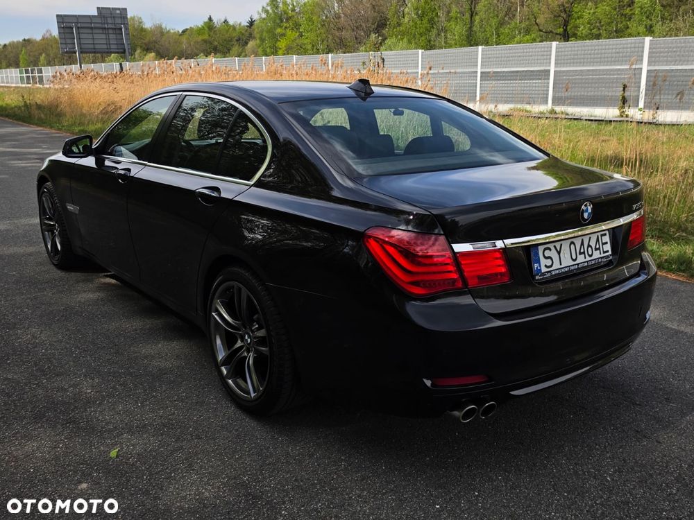 BMW Seria 7 730d Blue Performance - 3
