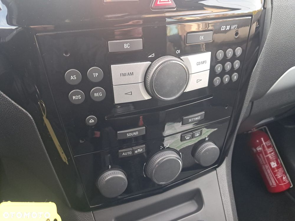 Opel Zafira - 29