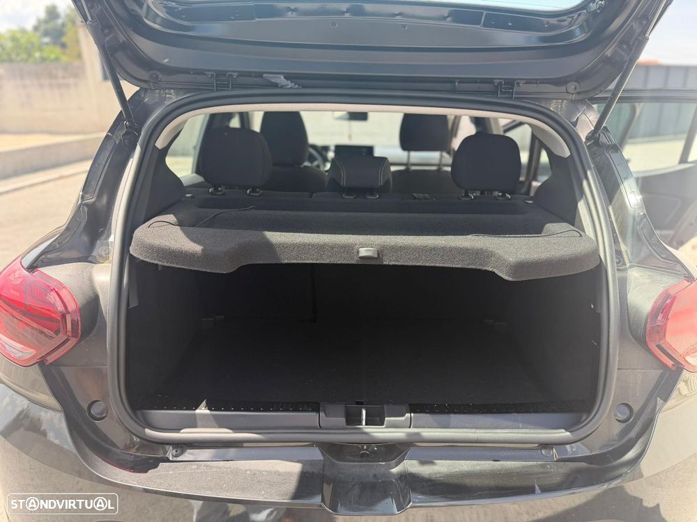 Dacia Sandero 1.0 TCe Extreme CVT - 11