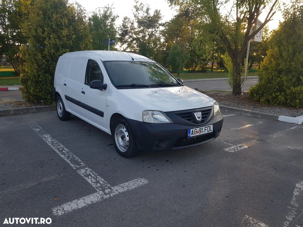 Dacia Logan Van - 1