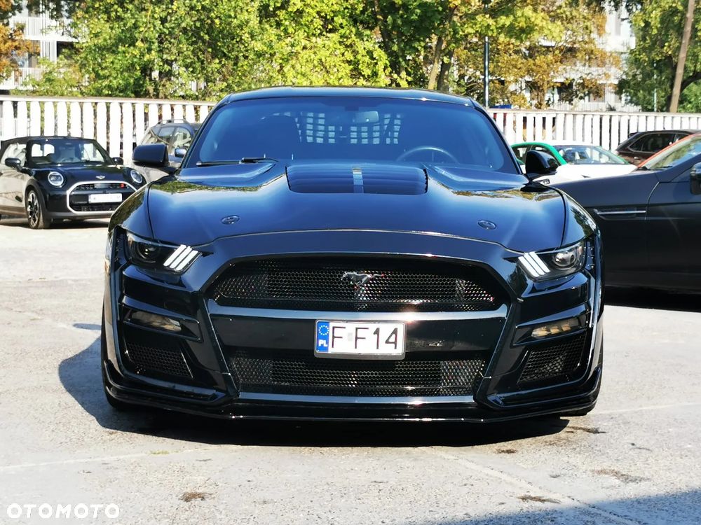 Ford Mustang 5.0 Ti-VCT V8 GT - 2