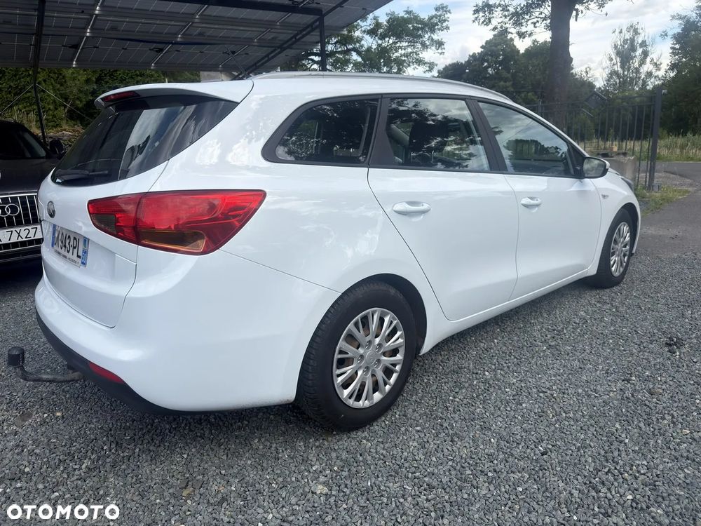 Kia Ceed - 3