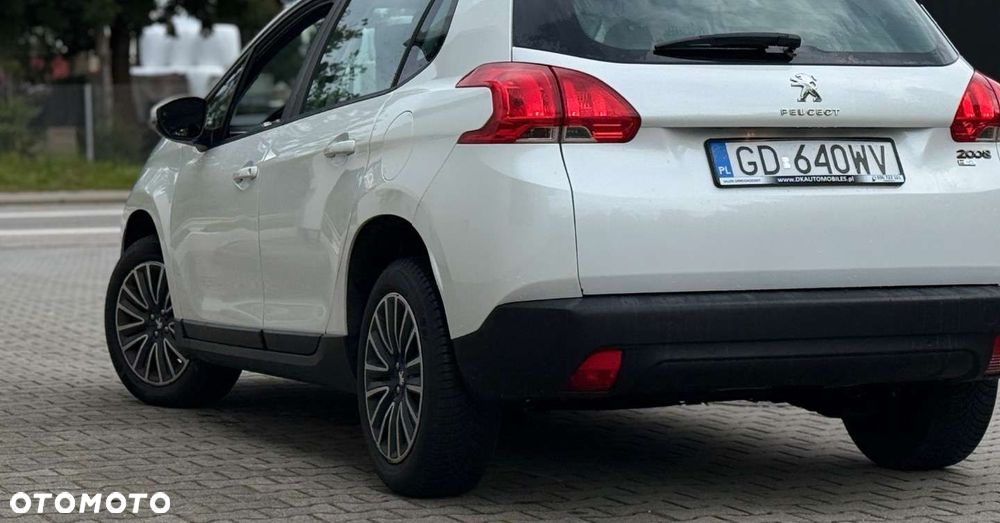 Peugeot 2008 - 11