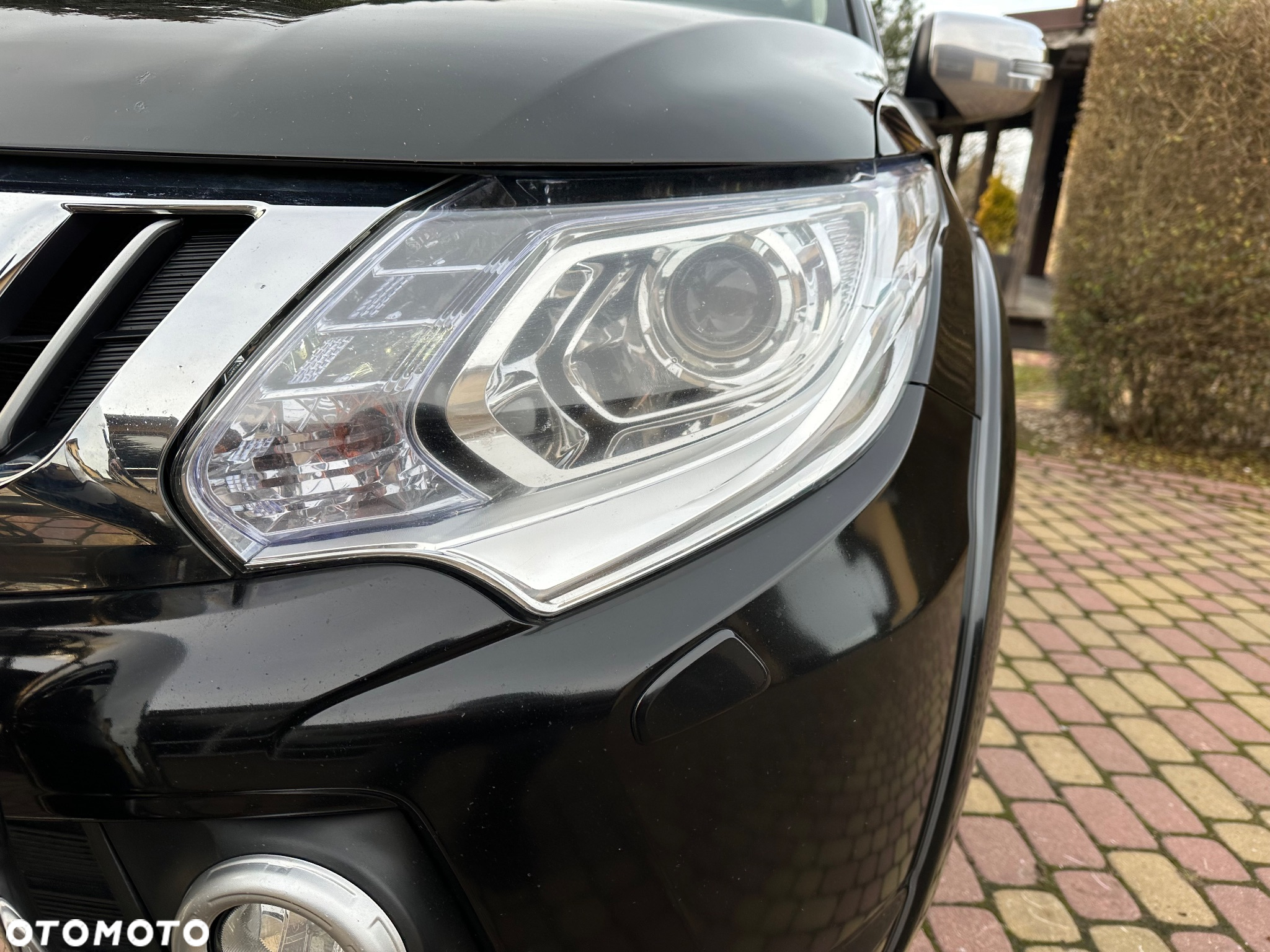 Mitsubishi L200 2.4 d DC Intense Plus EU6 - 15