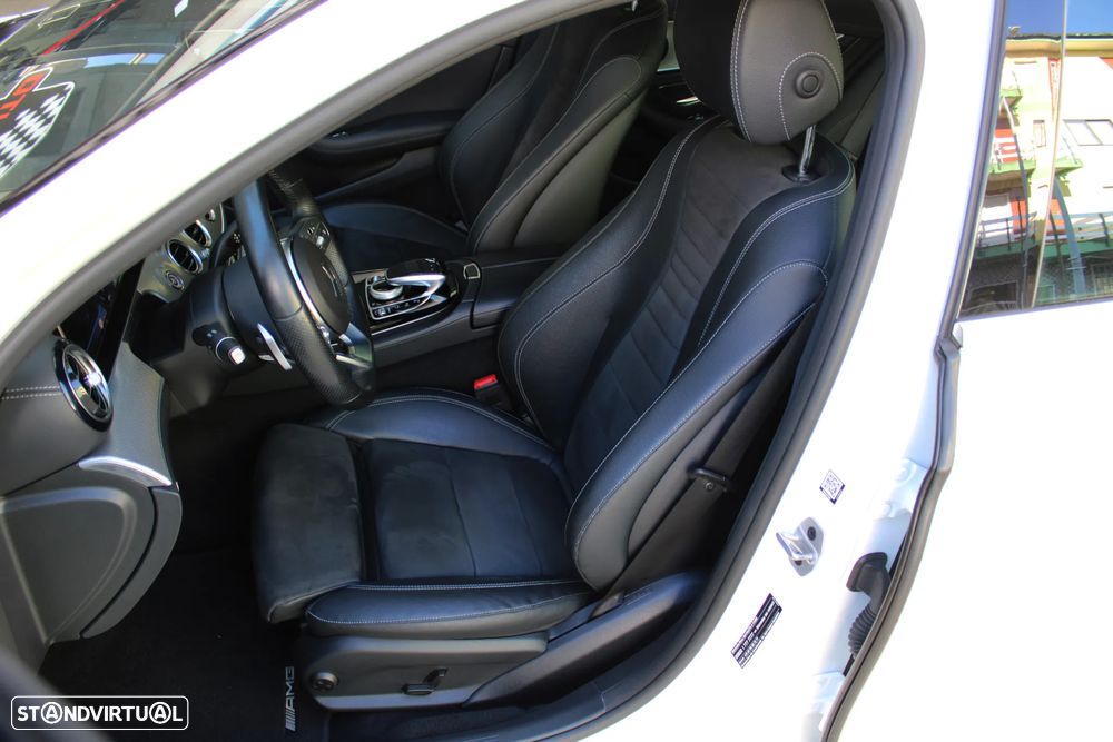 Mercedes-Benz E 300 de 4Matic 9G-TRONIC AMG Line - 24