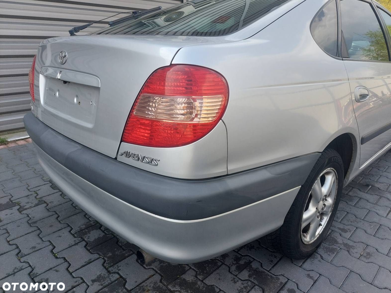 KOMPLETNY TYŁ TOYOTA AVENSIS T22 LIFT - 3