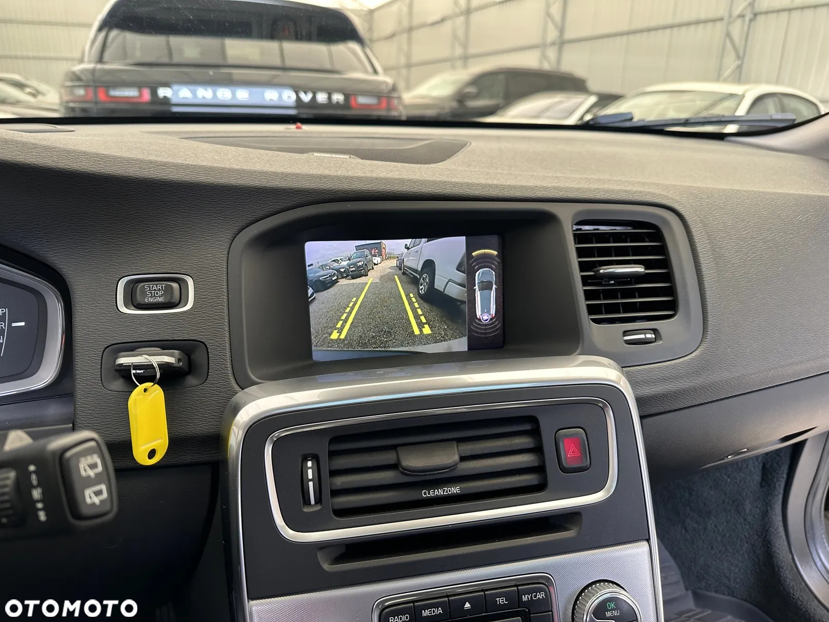 Volvo V60 Cross Country T5 AWD Momentum - 9
