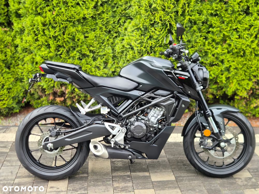 Honda CB - 3
