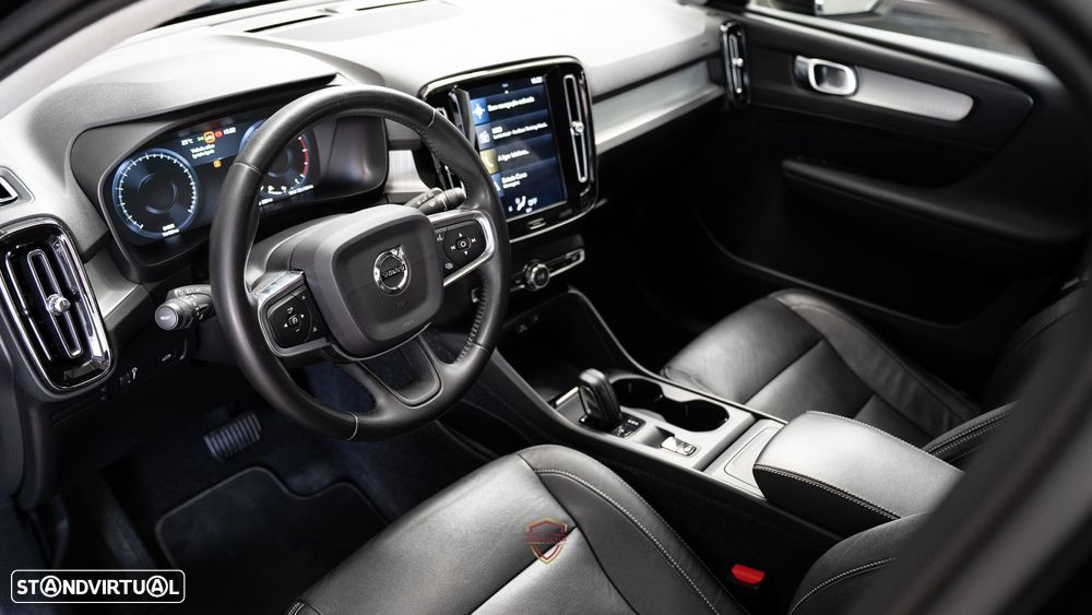 Volvo XC 40 2.0 D3 Momentum Geartronic - 15