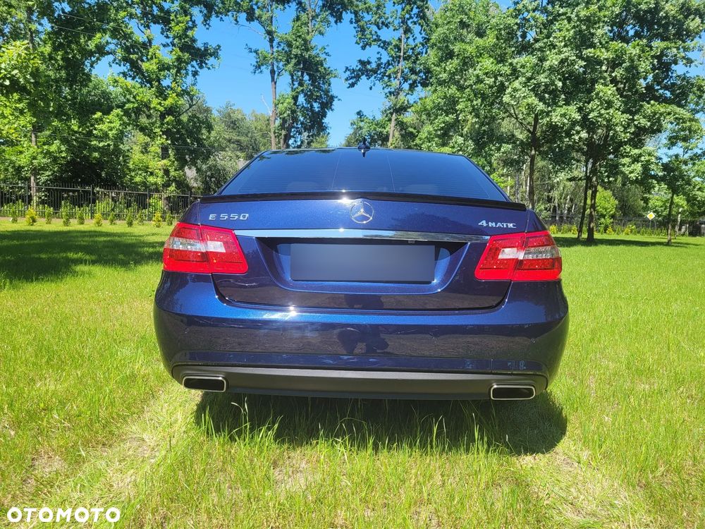 Mercedes-Benz Klasa E - 9