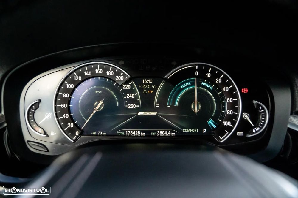 BMW 530 e iPerformance Pack M - 14